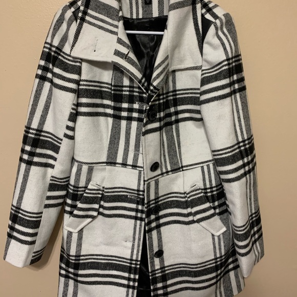 A byer coat Clearance